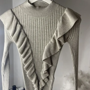 Lindex tröja  - Super stretchig storlek s men passar m 