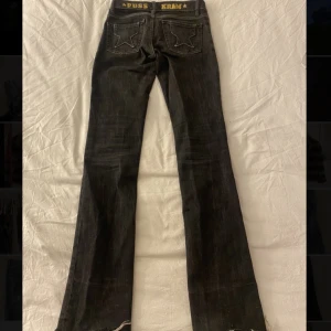 Lågmidjade jeans - Puss och kram jeans, lågmidjade