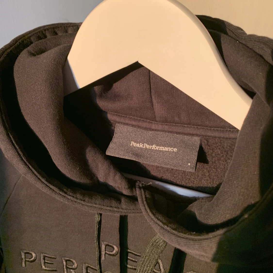 Peak performance hoodie  - 91