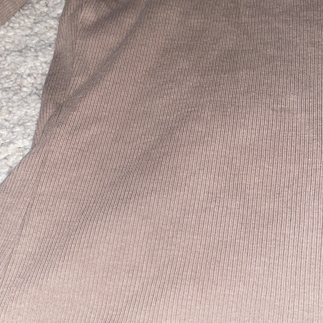 Beige ribbstickad tröja😗 - 90