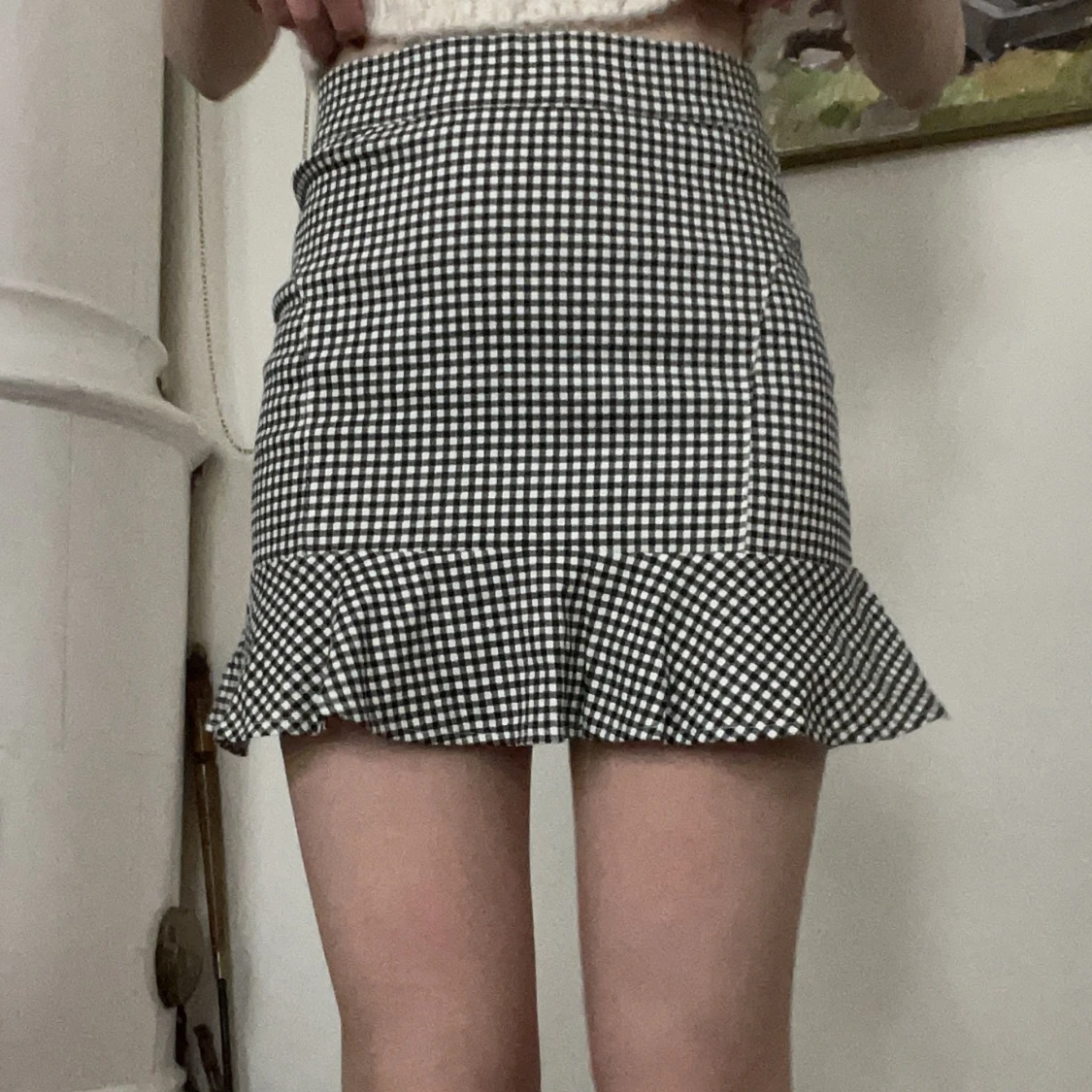 Rutig minikjol med volanger - 90