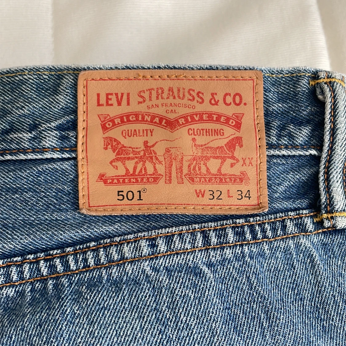 Levis 501 w32 L34 - 90