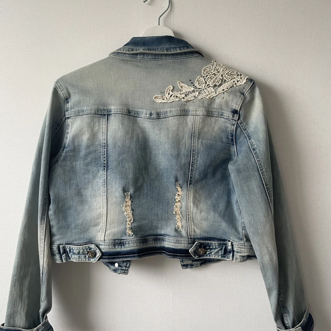 Jeansjacka med detaljer  - 90