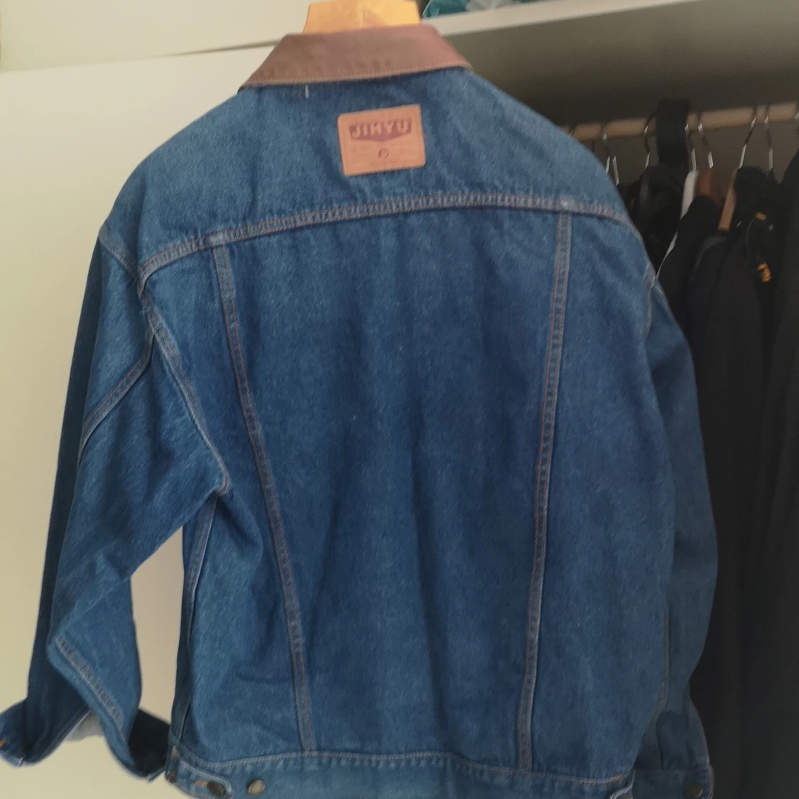 Vintage Denim Jacket - 90