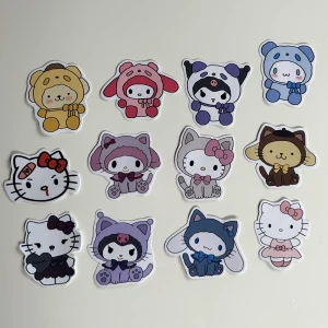 Sanrio klistermärken  - Klistermärken som jag målat och tillverkat själv. 8 styck, 5 för 35 eller 10 för 65 🎀🫶🏼 ca 3-6 cm. Frakten tillkommer på 15 kronor 🎀