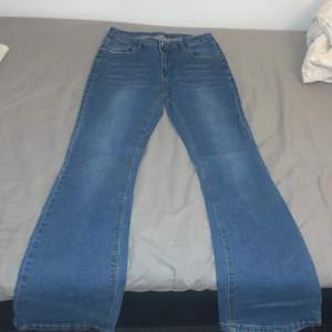 Jeans från Shein, jättesnygga 💕