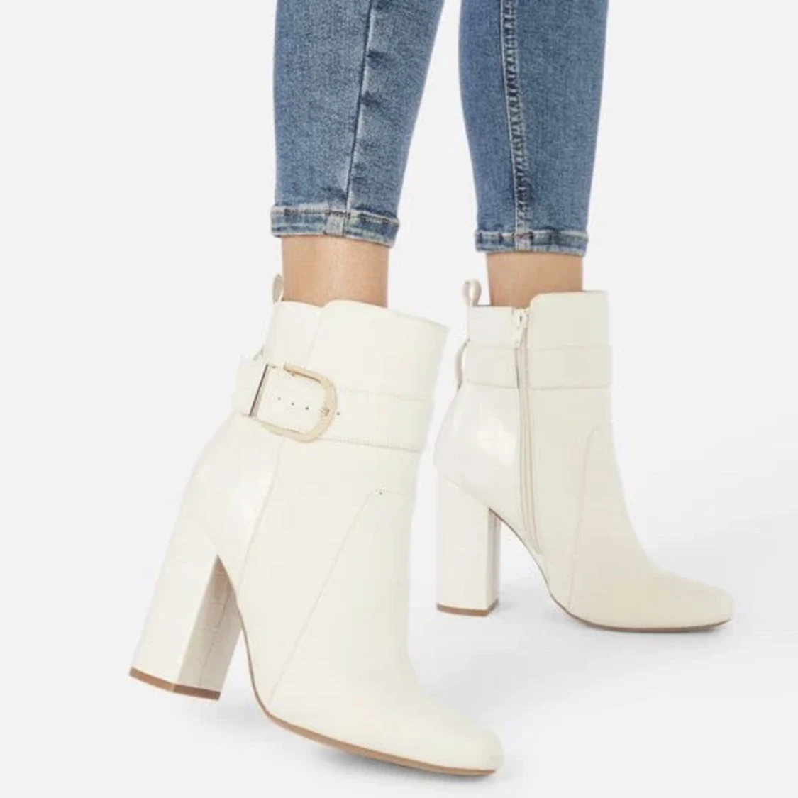 Joplin faux suede tri-tone ankle boot från Justfab