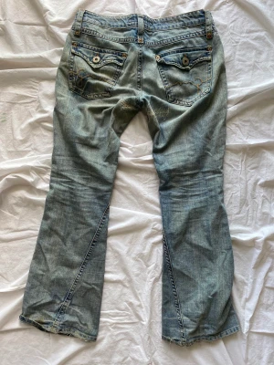 Baggy Jeans - Hål vid rumpan men blir som en snygg detalj 🤩