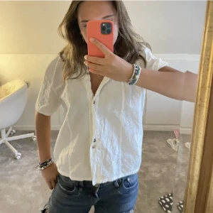 Tröja  - Säljer denna tröjan 💞lånad bild av säljaren🌟