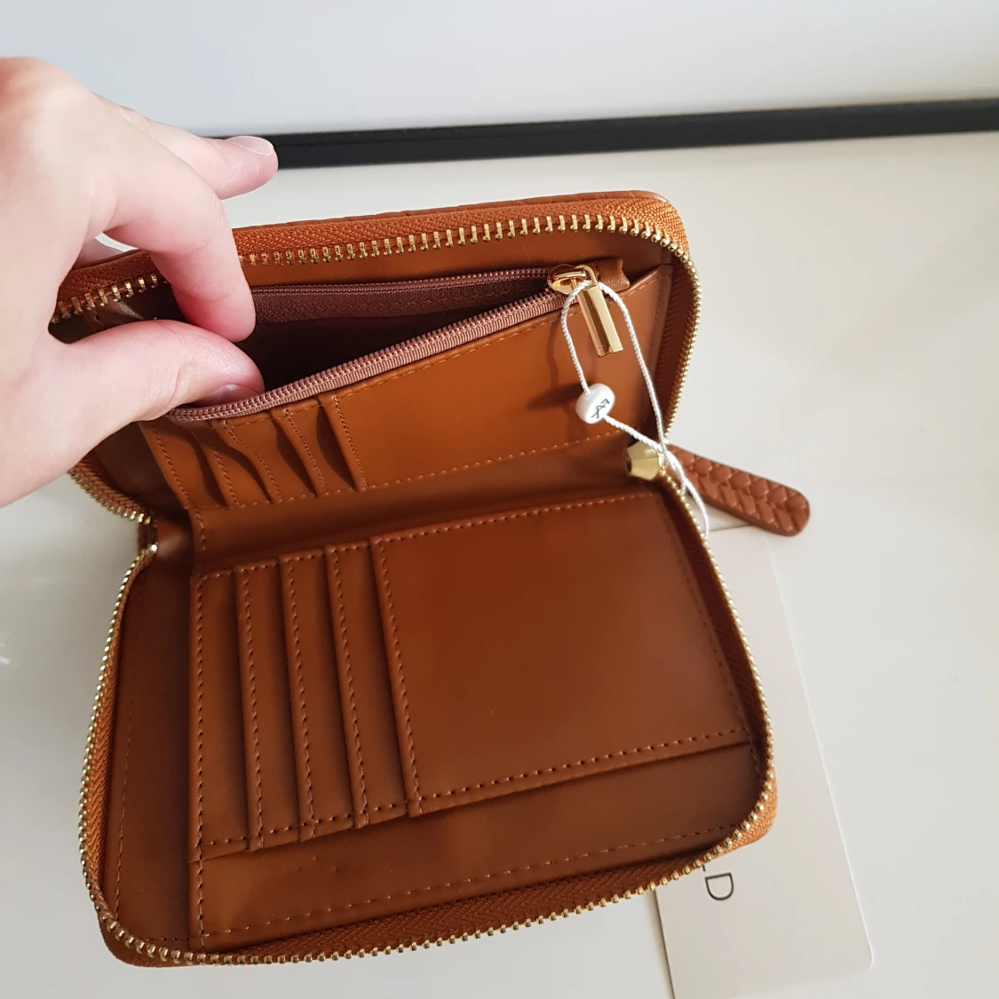 Ny plånbok från Anna Field - 91