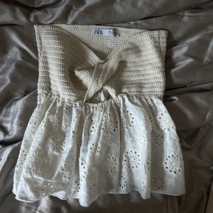 Zara topp - Zara topp, inköpt förra året, endast använd en gång! Storlek S 🤍