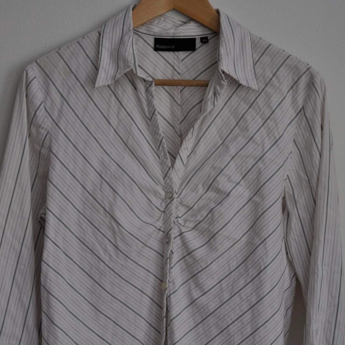 Ljus, mönstrad skjorta/blus - 90