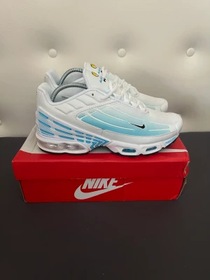 Nike Air Max Plus 3 TN - Säljer mina oanvända Nike Air Max 3 då jag fick dem i present och ej vill ha dem