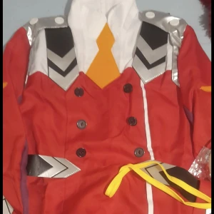 Zero two cosplay  - Säljer zero two cosplay!! Köparen står för frakten! Katt hemma! I storlek M 