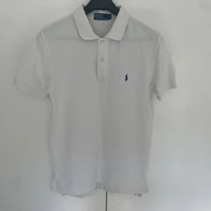 Polo Ralph Lauren piké  - Pris kan diskuteras vid snabb affär 