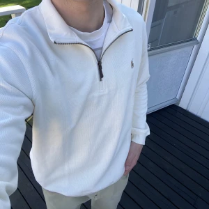 Ralp Lauren Halfzip - 🔥Använd endast en gång, i helt nyskick. Perfekt för sommaren☀️
