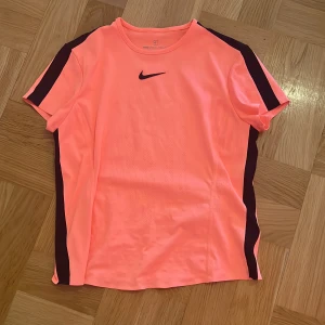 Träningströja  - Super fin träningströja ifrån Nike💗💗