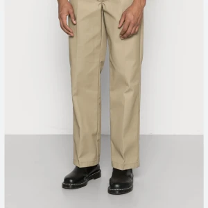 Dickies 874 original fit - Aldrig använda!  Storlek: 36/32