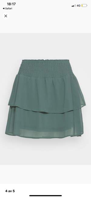 Grön kjol från Only