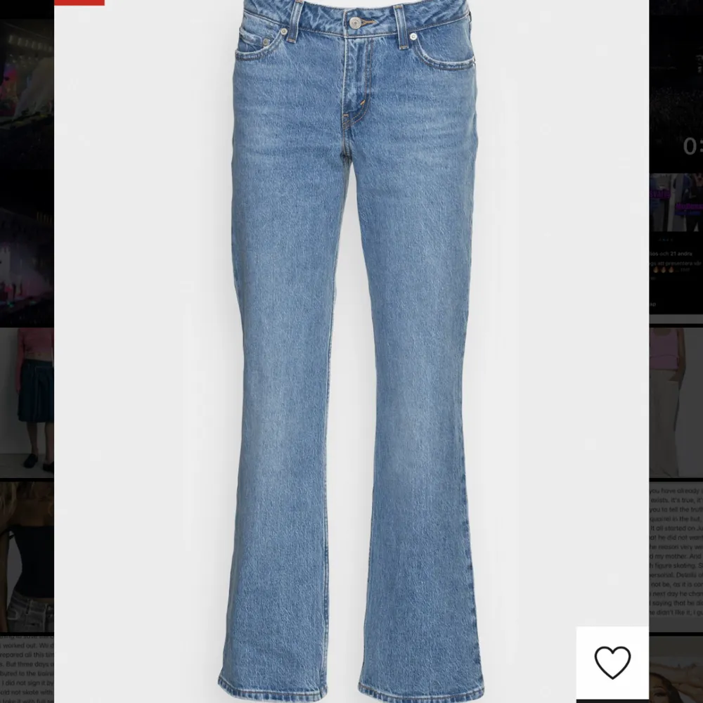  Slutsålda Lågmidjade Bootcut Levis jeans köpta på zalando, de har tryckfel på den röda lapp där bak men är äkta, därav säljer jag billigare. Skickar kvitto/bekräftelse att de är äkta till de som vill ha💓 . Jeans & Byxor.