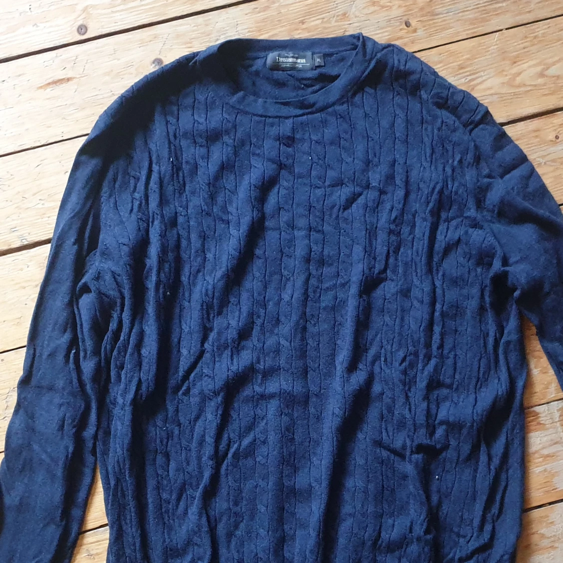 Fint kabelstickad tröja