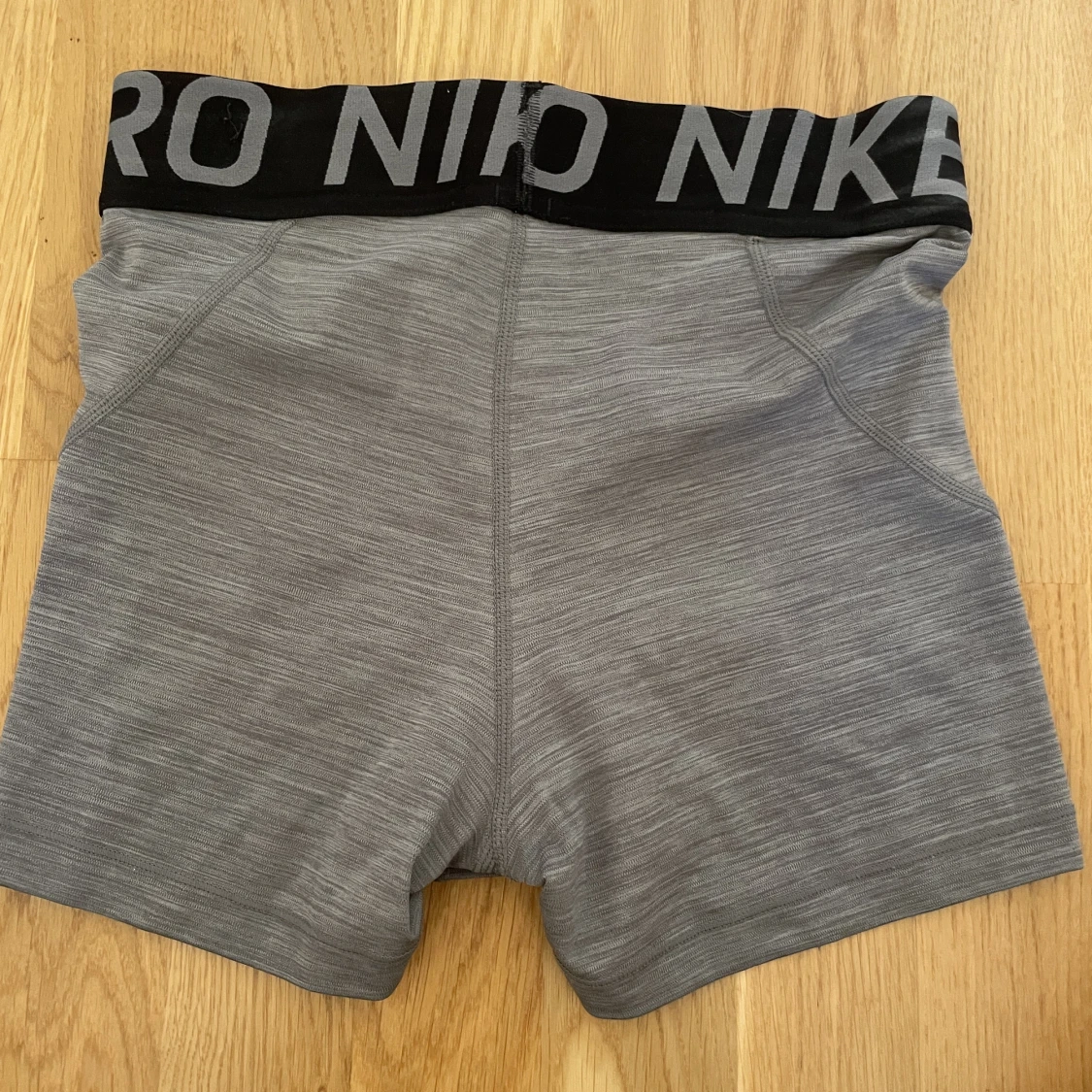 Nike shorts - 90