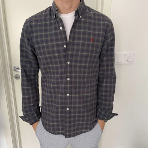 Ralph lauren skjorta - Sällan använd Skön färgkombo!