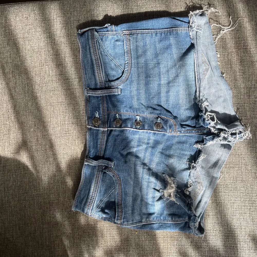 Shorts from Hollister. Work a few times but very good condition.. Shorts.