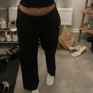 Lågmidjade kostymbyxor  - 💕