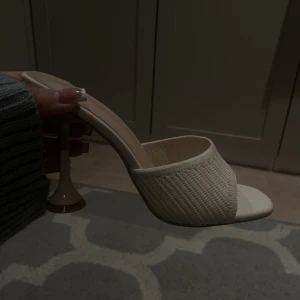 Klackako  - Vill bli av med denna då jag ej använder o den tar plats i mitt skoställ