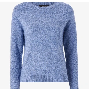 BLÅ STICKAD TRÖJA  - As snygg stickad tröja i blå från vero Moda i strl s💕 