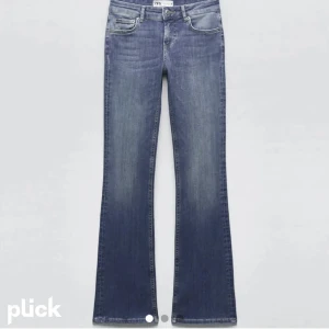 Zara jeans - Lågmidjade zara bootcut jeans i nyskick! 