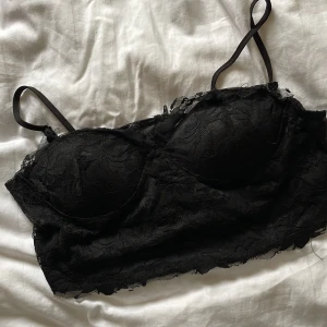 Spelstopp  - Dragkedja bak. Aldrig använd. 