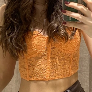 Korsett topp - Snygg orange korsettopp! Perfekt till fest⚡️