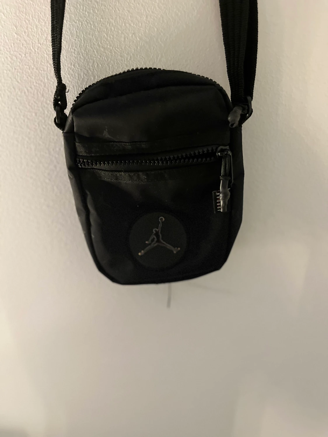 Jordan axelremsväska 