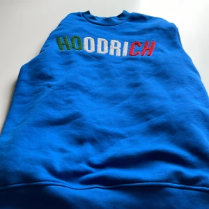 Hoodrich Italy hoodie - Oanvänd hoodrich hoodie i smal inga deffekter och ny. 