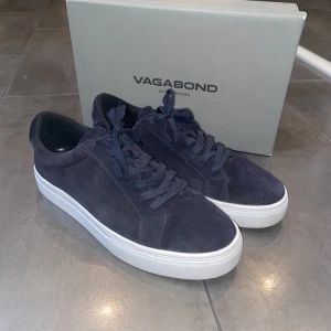 Vagabond 2.0 - Säljer nu nästan helt nya vagabond 2.0 or då dem inte passade mig, använda ca 5-10 och är nästan helt nya, skriv för fler frågor😁