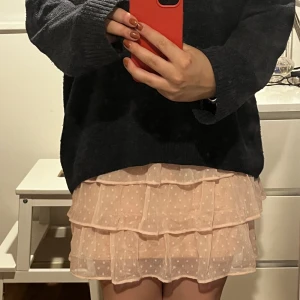 Rosa kjol - Super söt ljusrosa kjol från Lindex barnavdelning, passar allt från xs-m även fast det är barn 146/152.