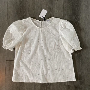 Topp - Superfin topp från hm med lappen kvar💕