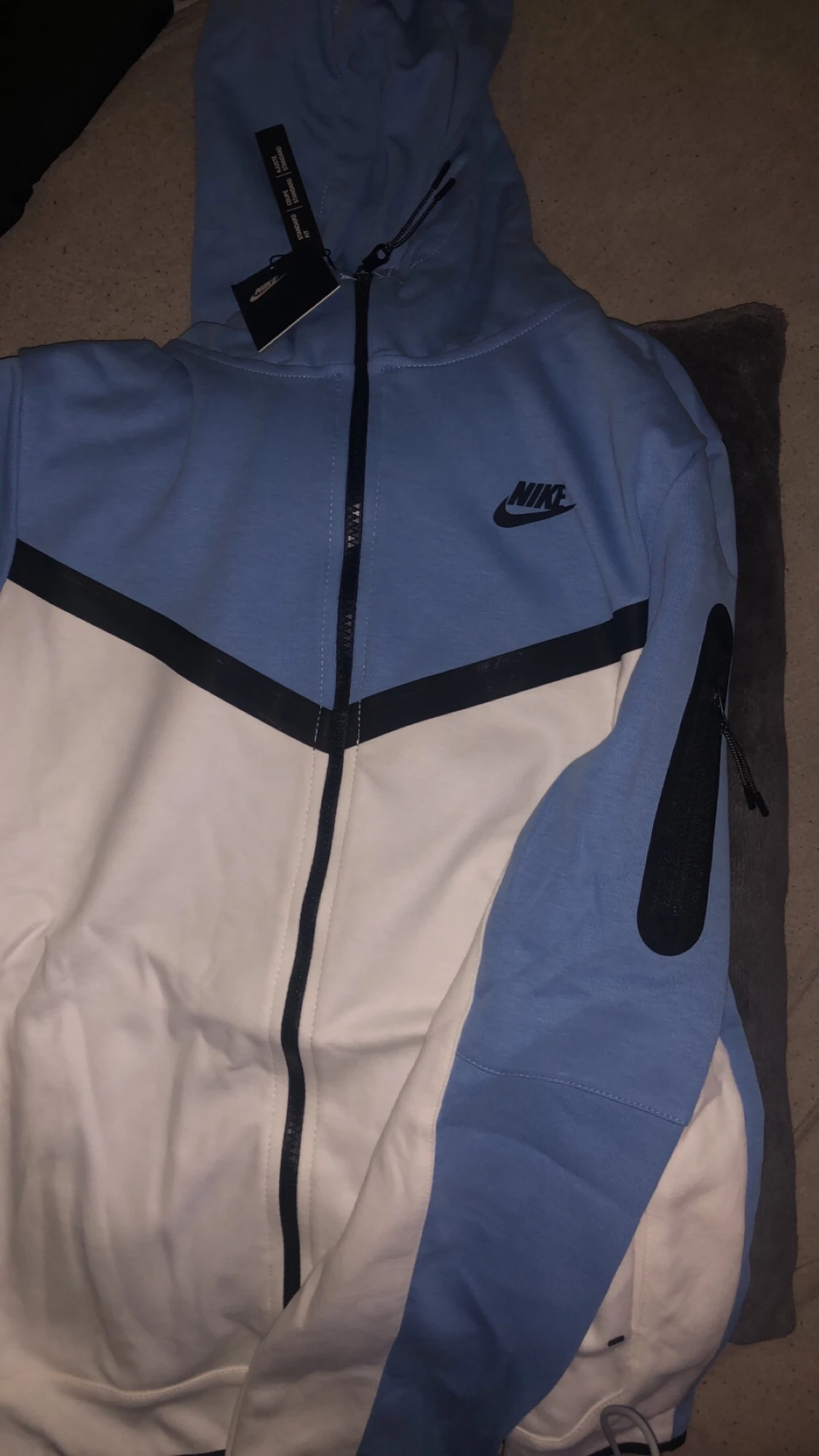 Baby blue Nike tech set - 90