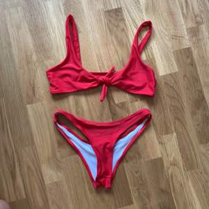 Röd bikini från zaful. Storlek s