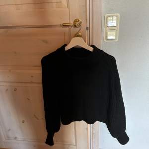 Stickad tröja från Gina tricot, storlek Xs