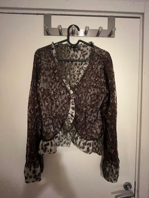 Y2k kofta - Jätte från kofta köpt second hand men som ny! 