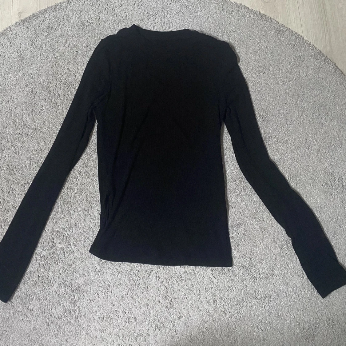 Svart tight tröja  - 90