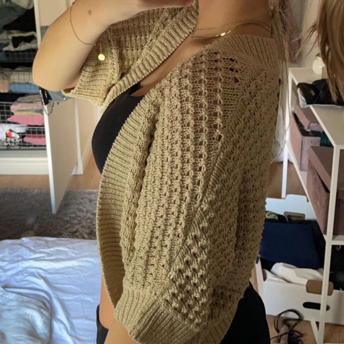 Kofta med trekvartsärm