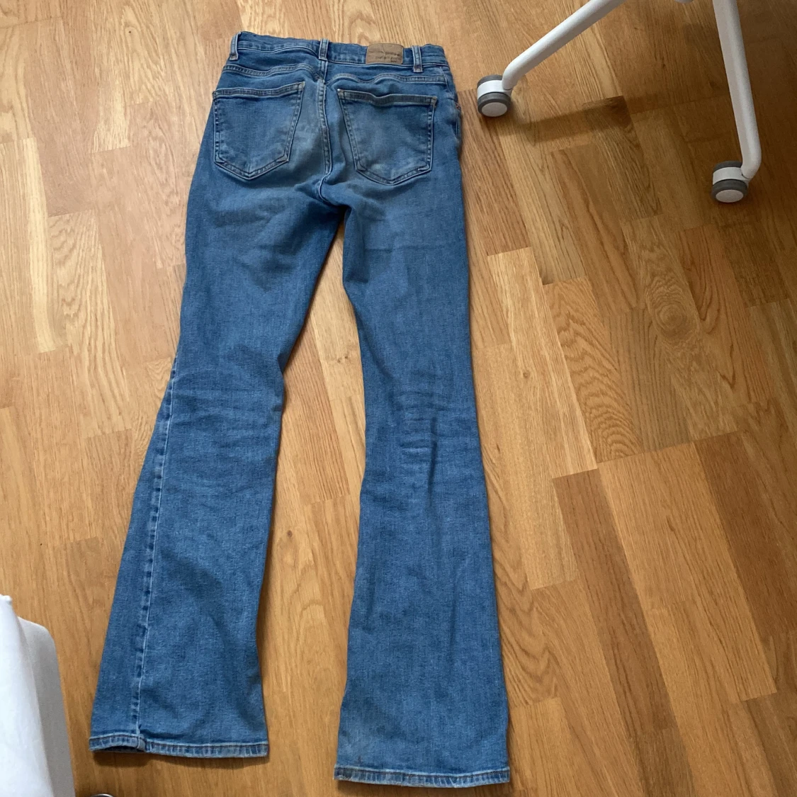 Mörkblå lågmidjade bootcut jeans - 91
