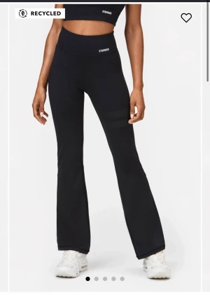 Stronger  - Fina tränings tights ifrån stronger. Använda 1 gång Storlek xs