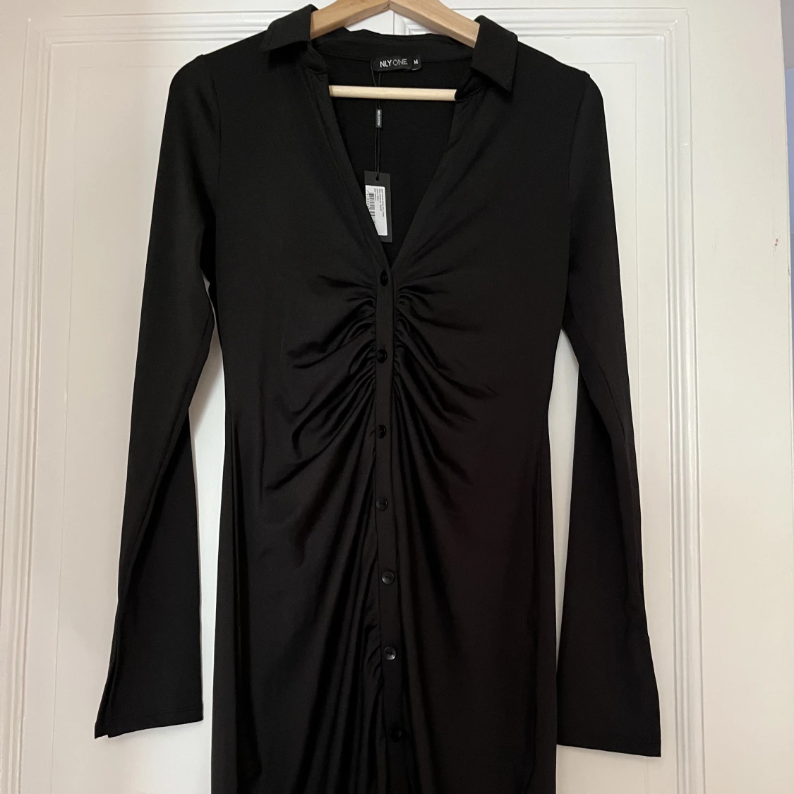 Oanvänd klänning Nelly