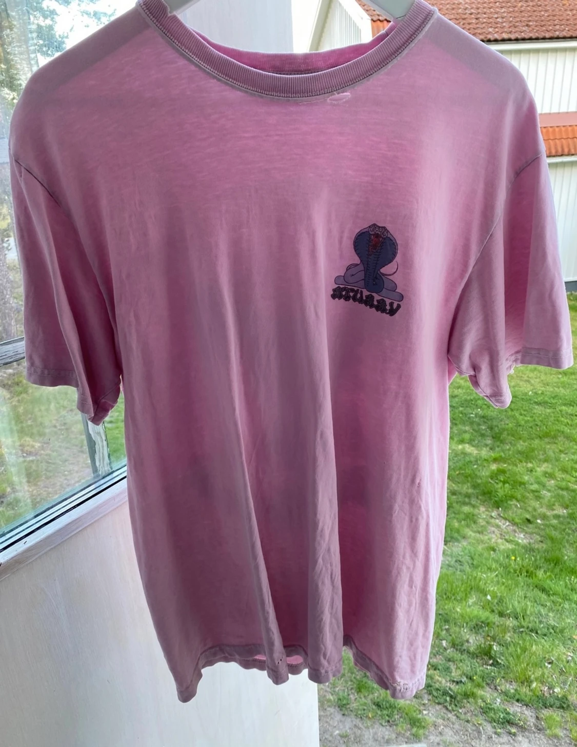 Stussy pink cobra tee