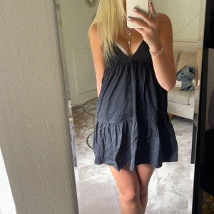 Svart klänning - Svart klänning från zara❤️